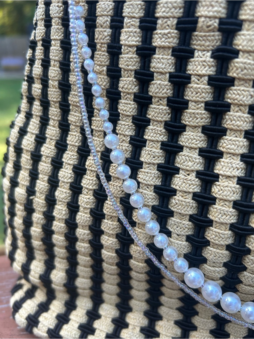Handmade Pearl Bag Chain - Picture 4 of 4